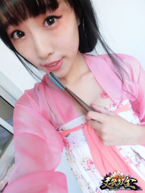 图片: 图2：妹子想要么么哒+小二当然要满足.jpg